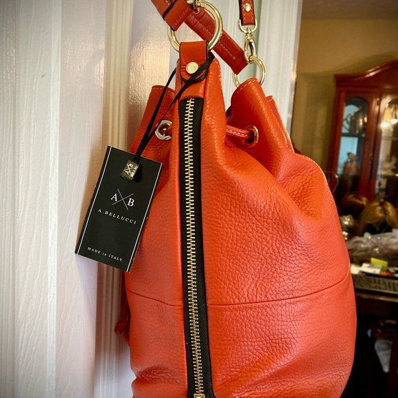NWT A.Bellucci, Rich Mandarin Orange Colored Bag. 100% Full grain LEATHER! NEW - Picture 4 of 9